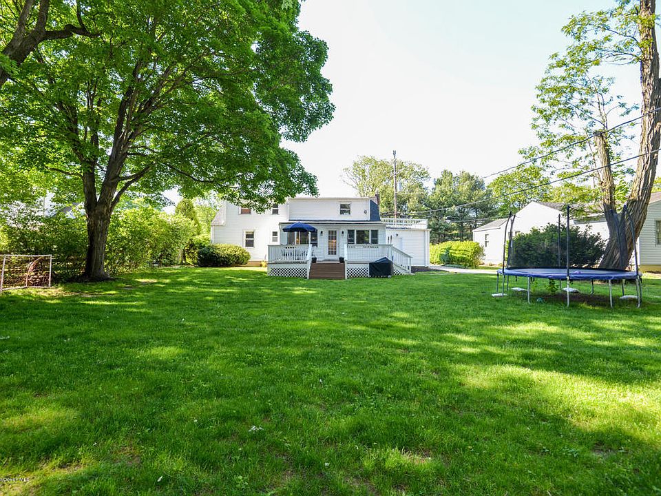 2nd image of 304 White Rd