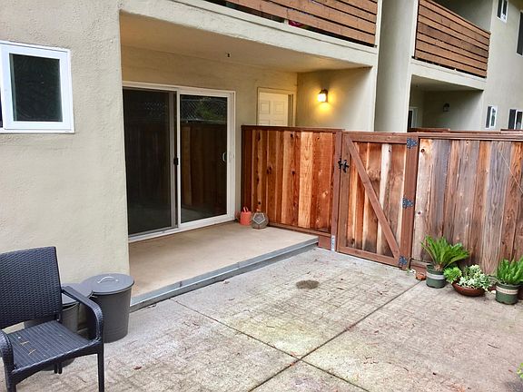 4th image of 831 University Ave #C