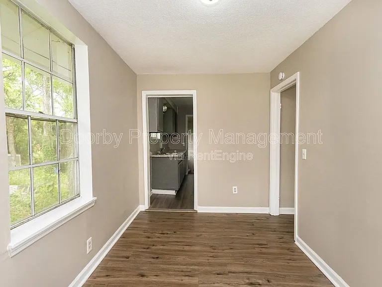 619 Shannon Ave — Photo 13