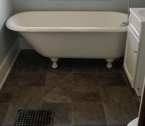 3rd image of 215 N 19th St #215