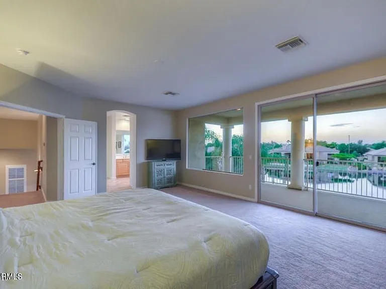 1690 W Bartlett Way — Photo 13