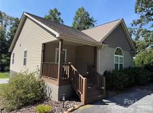 64 Springside Rd, Asheville, NC 28803