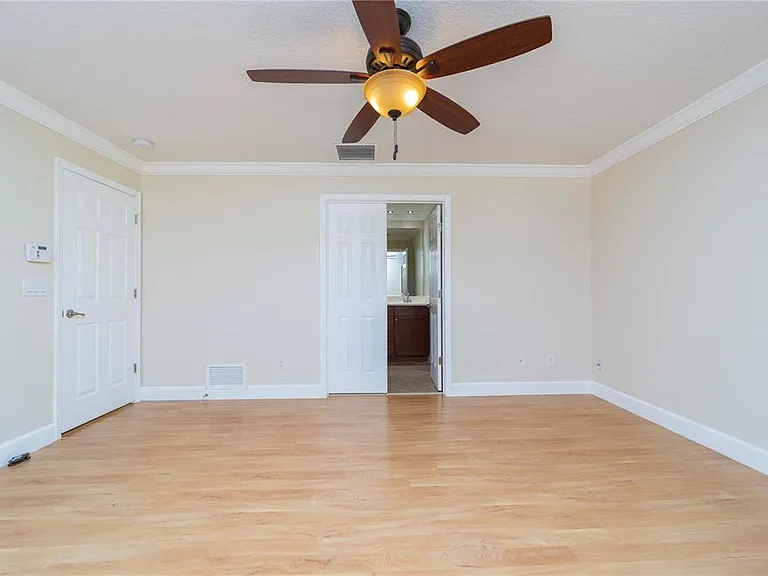 10 Blyth Pl — Photo 23