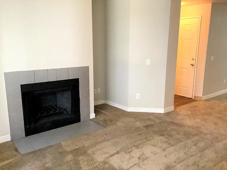 Foster Commons — Photo 36