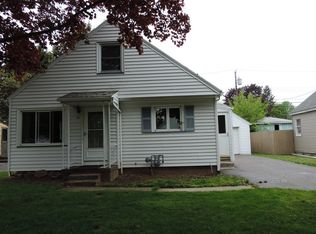 61 Ridgewood Rd, Rochester, NY 14626