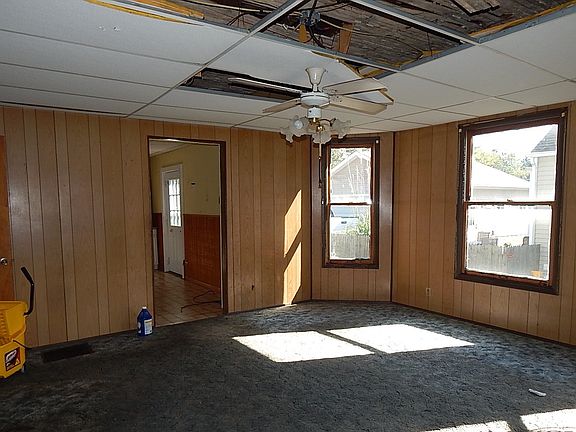 Additional Living Room