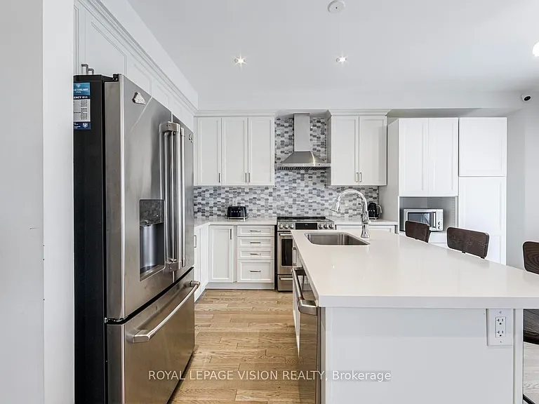 33 Bremner St #MAIN — Photo 15