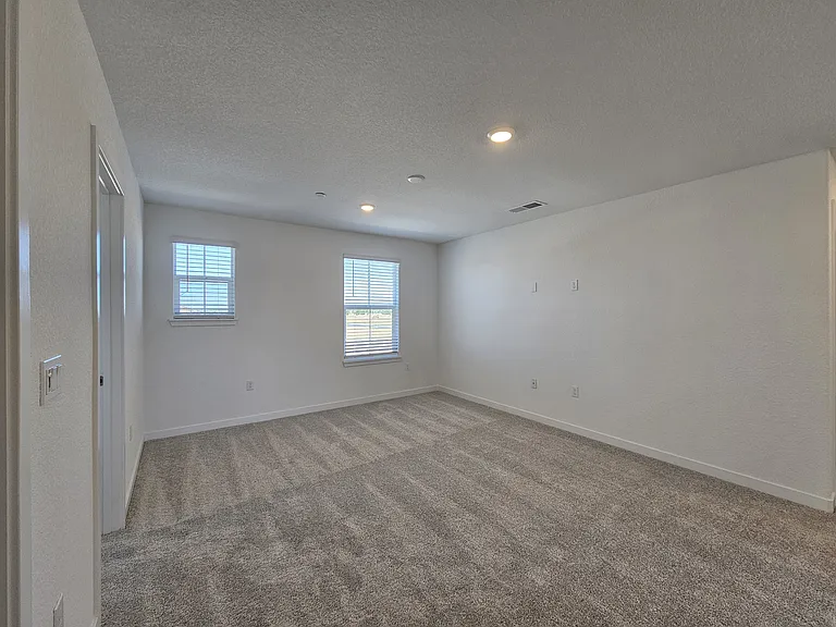 3569 Vestland Way — Photo 12