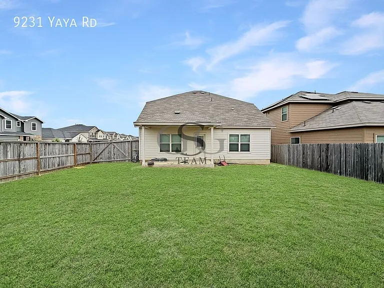 9231 Yaya Rd — Photo 15