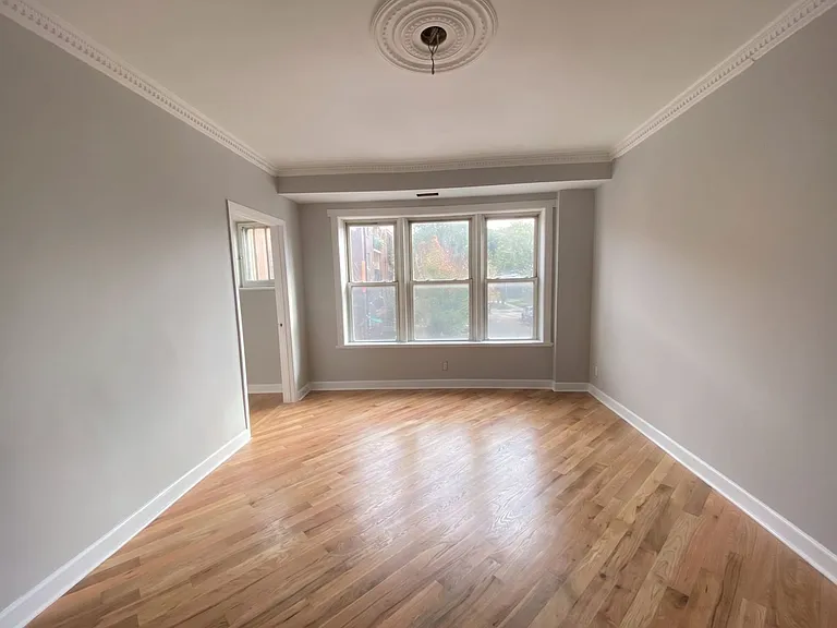 4626 W Lawrence Ave — Photo 6