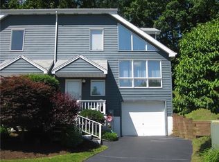 130 Woodridge Ct, Indiana, PA 15701