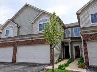 396 Jamestown Ct, Aurora, IL