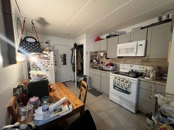 126 Beaver St APT 53, Framingham, MA 01702