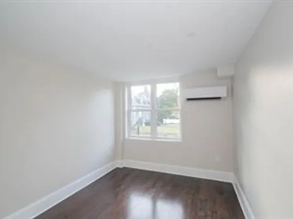 18 Johnson Ave APT 2, Quincy, MA 02169