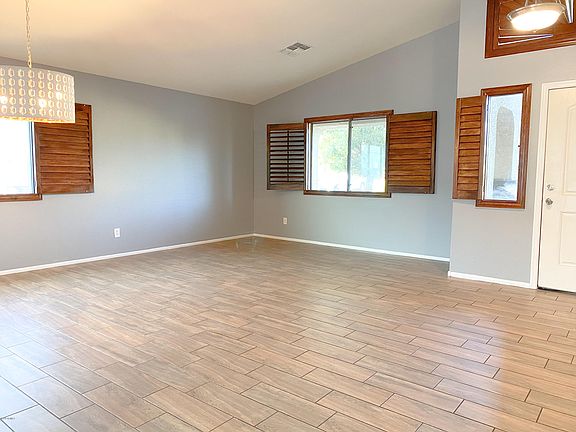 3rd image of 5798 N 72nd Dr