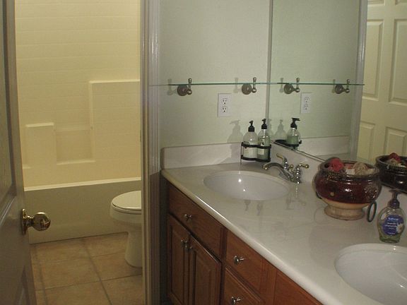2nd image of 39685 Breezy Meadow St