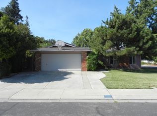 811 Pebble Way, Manteca, CA 95336