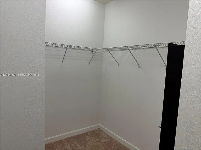 737 SE 37th Pl — Photo 27