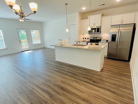 2nd image of 1085 Sweetleaf Dr