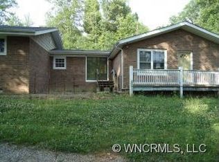 198 Appalachian Ave, Hendersonville, NC 28792