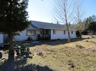 909 Woodland Park Dr, Mount Shasta, CA 96067