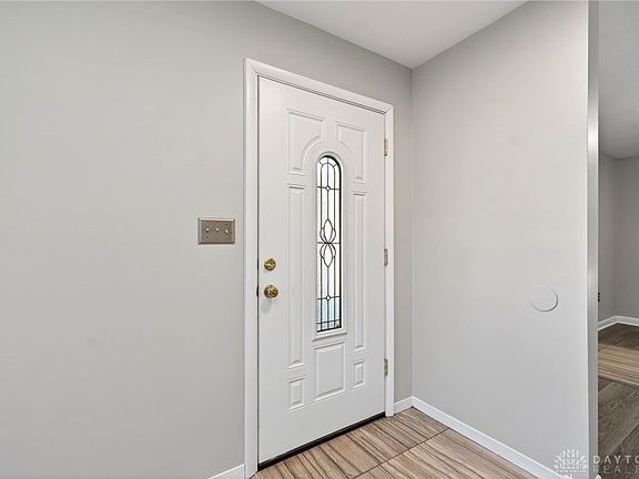 5th image of 645 Skyles Rd