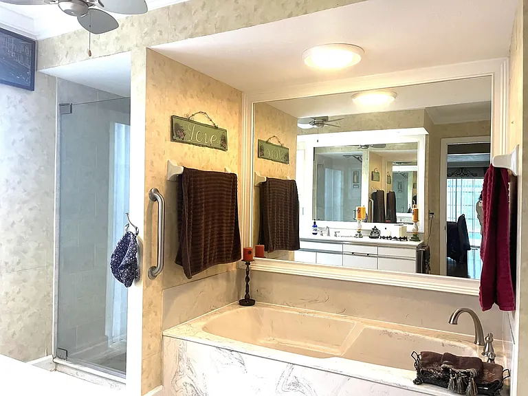 5672 Country Lakes Dr — Photo 21