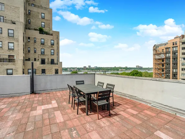 317 West 95th Street image 9 of 10