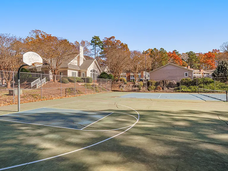 Trailwood Crossing Apartments — Photo 36