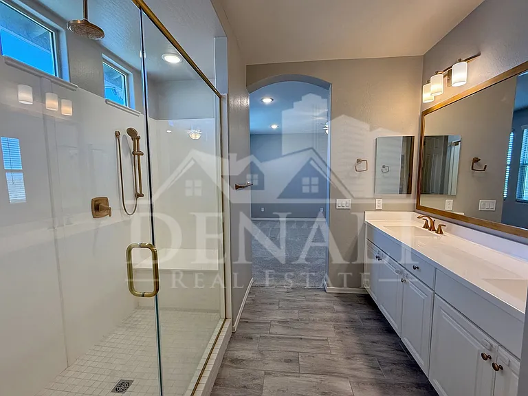 15068 W Pierce St — Photo 17
