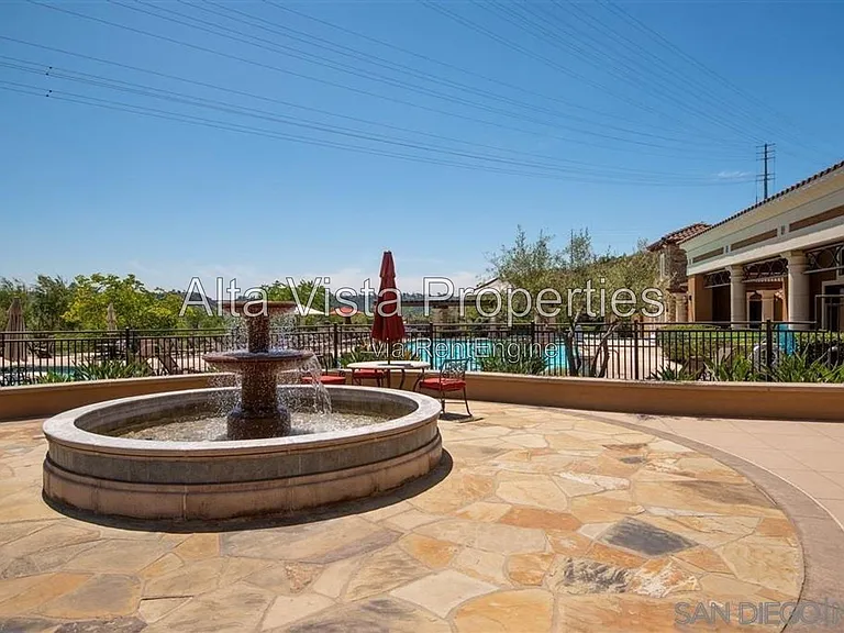 2785 Matera Ln — Photo 27