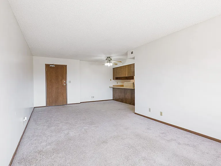 4615 Meredeth St #17 — Photo 3