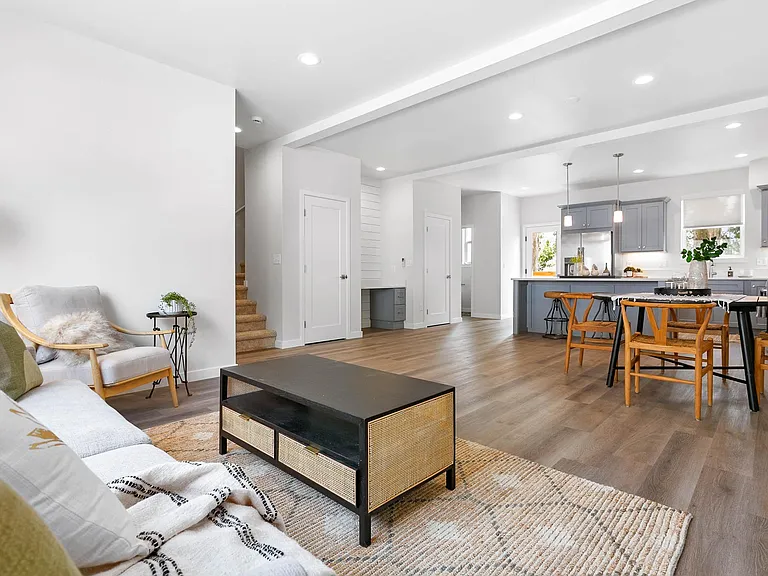 Sorrell Townhomes — Photo 35