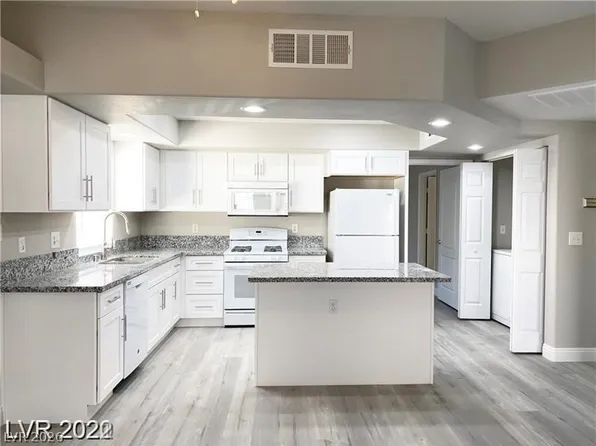 3601 Pintadas St Unit 102, Las Vegas, NV 89108