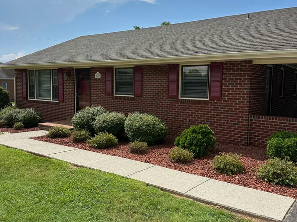 3045 Old Franklin Tpke, Rocky Mount, VA 24151