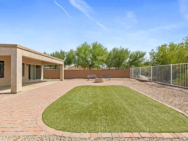 5658 S Morning Shadows Dr — Photo 29