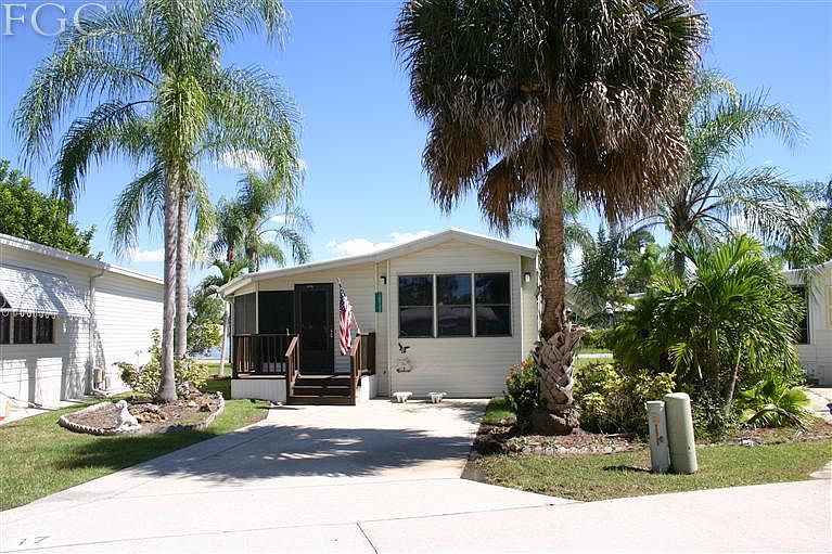 1st image of 10733 Everglades Kite Cir