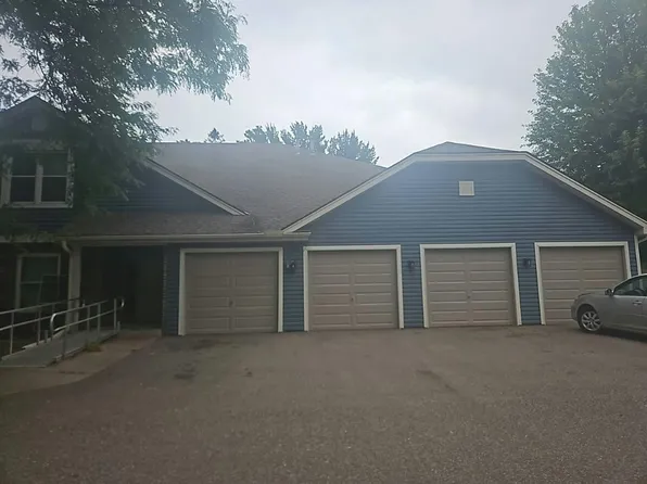 1977 Gold Trl, Eagan, MN 55122