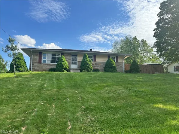 1704 Kenwood Dr, Orrville, OH 44667