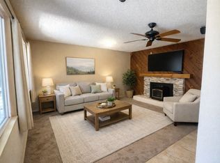 5647 Wood Dr SW, Albuquerque, NM 87105