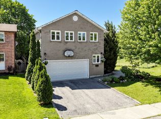 145 Old Surrey Ln, Richmond Hill, ON L4C 6R9