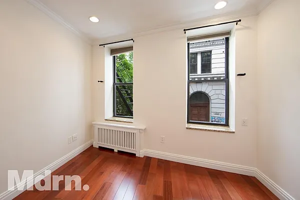 Rented by Mdrn Residential | media 1