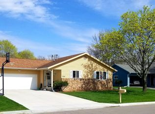 304 Beacon Valley Rd, La Crescent, MN 55947