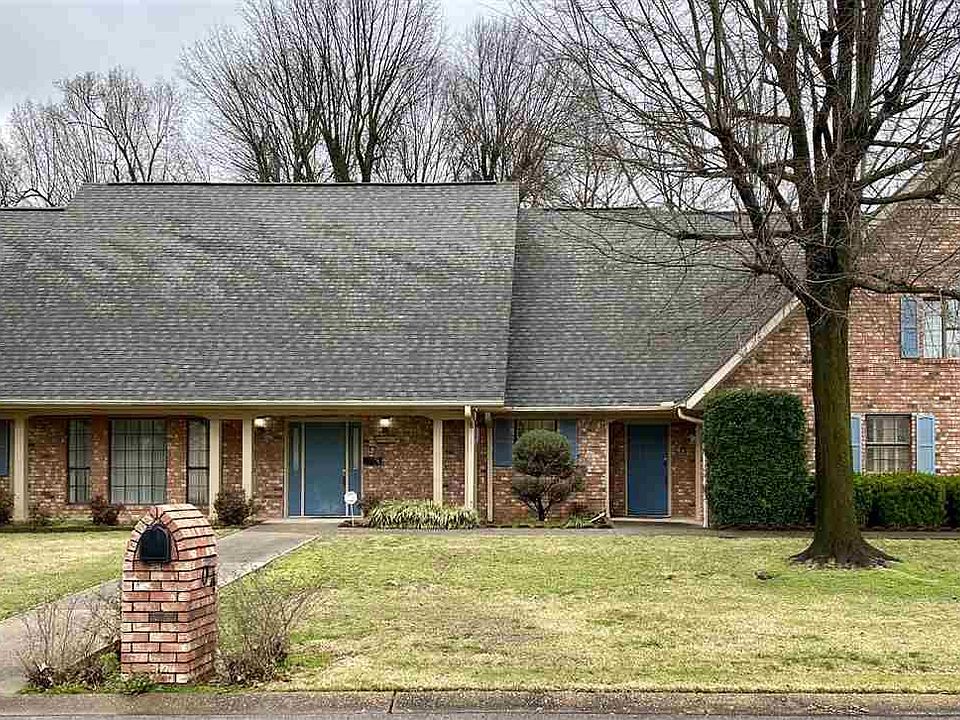 1st image of 904 Winchester Dr