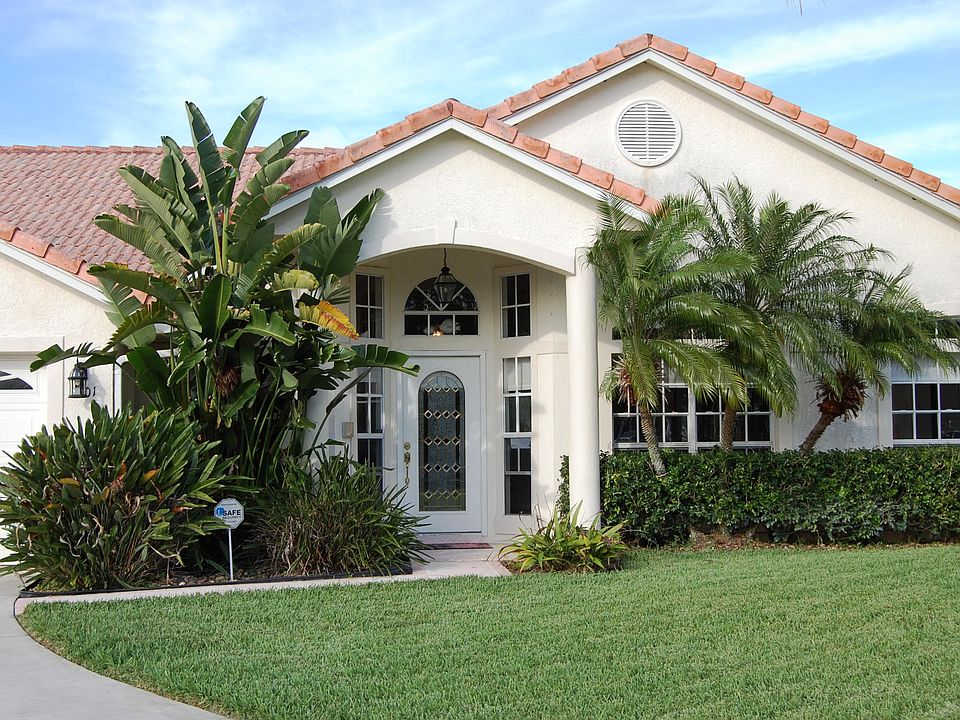 1st image of 2501 SE Kaycee Court