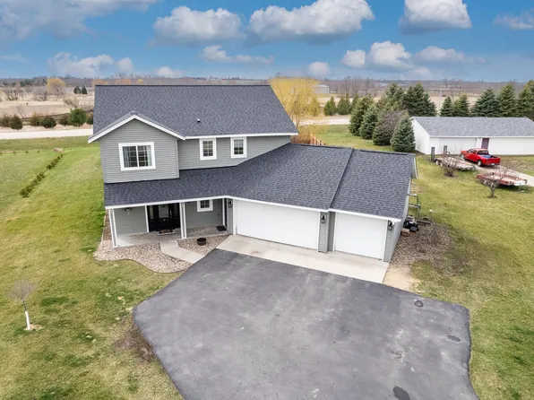 4457 Roberds Lake Trl, Faribault, MN 55021
