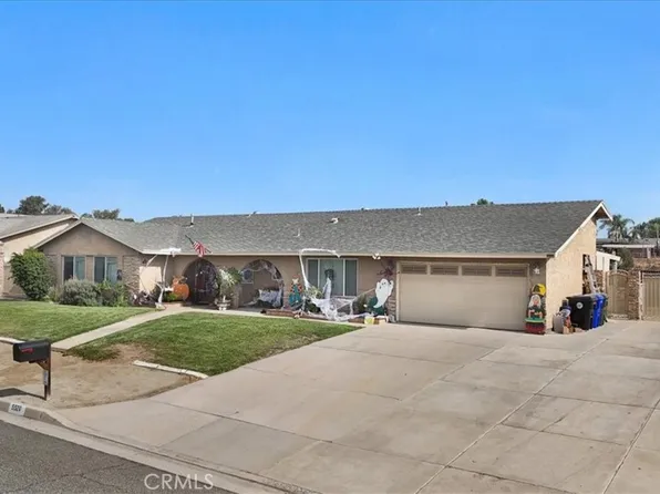 5520 Trail Canyon Dr, Jurupa Valley, CA 91752