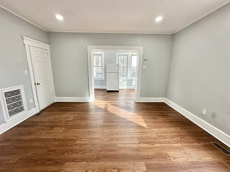 86 S Fulton St #2 — Photo 6