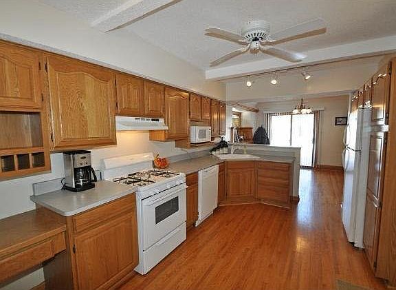 3rd image of 2419 E 42nd Street