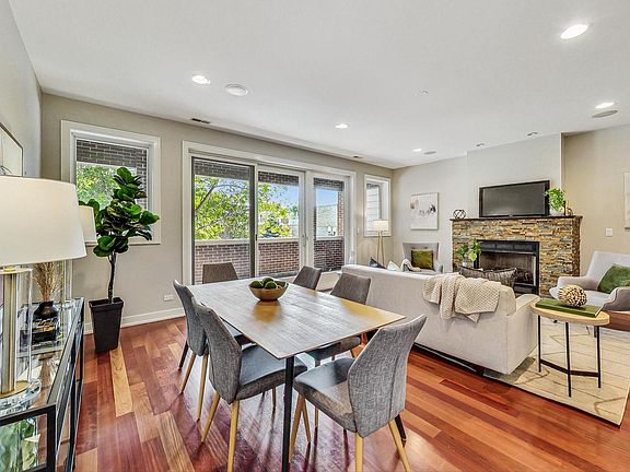 4th image of 3864 N Lincoln Ave #2